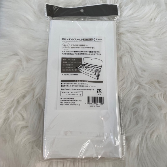 6-Pocket Document File with Index Card. Translucent. White - Picture 5 of 7